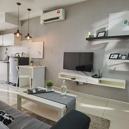 2 Bedroom Apartment - Mycribkl Neocyber Cyberjaya Extérieur photo