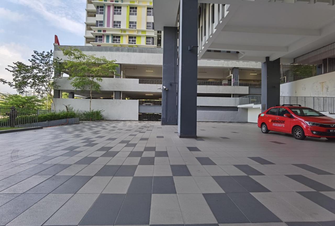 2 Bedroom Apartment - Mycribkl Neocyber Cyberjaya Extérieur photo