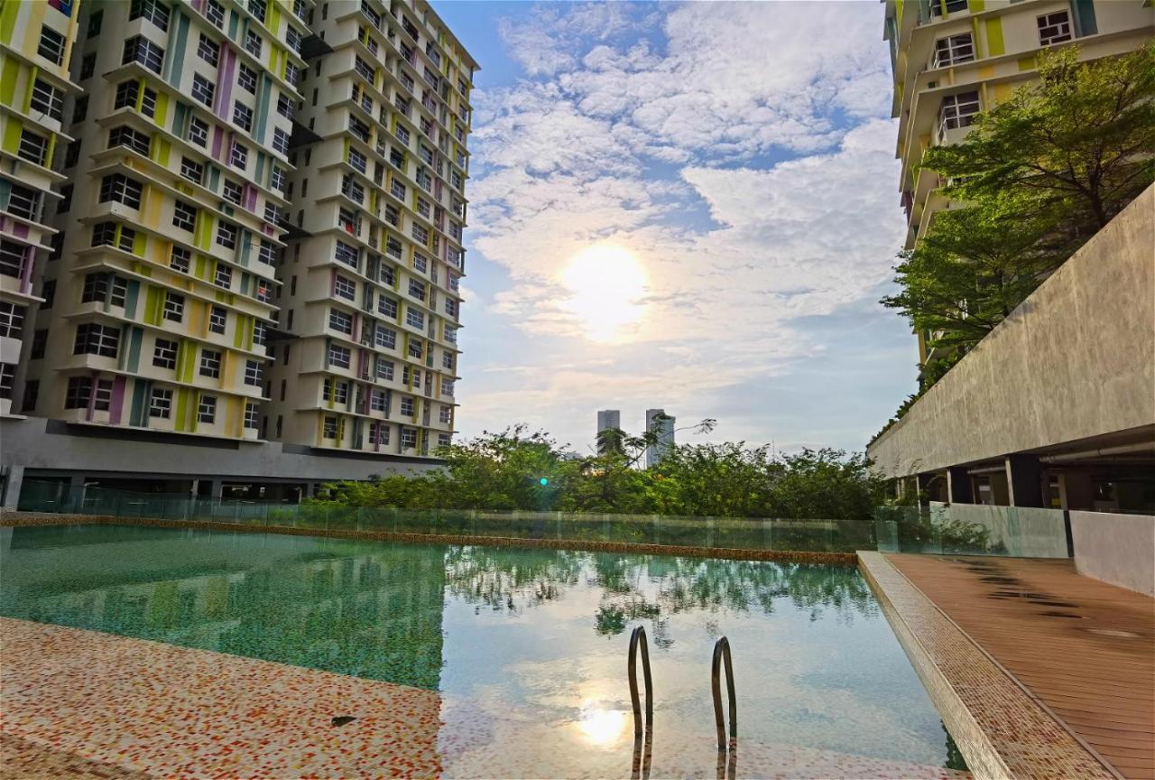 2 Bedroom Apartment - Mycribkl Neocyber Cyberjaya Extérieur photo