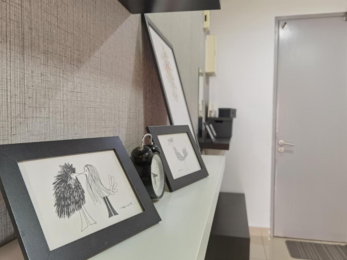 2 Bedroom Apartment - Mycribkl Neocyber Cyberjaya Extérieur photo